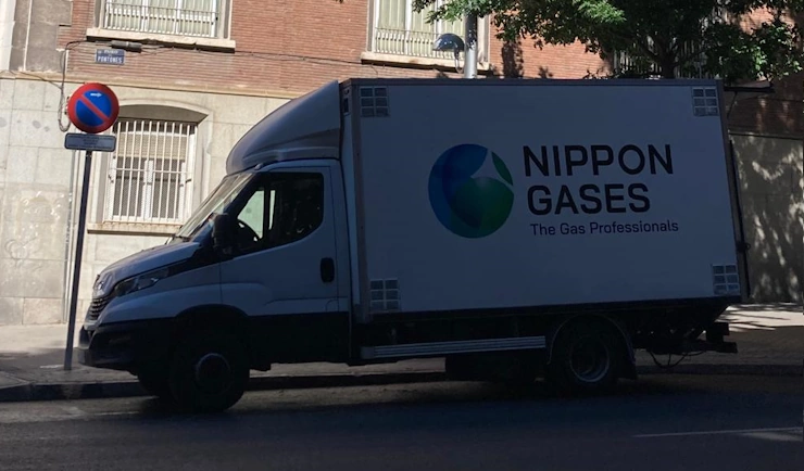 Un camión de Nippon Gases