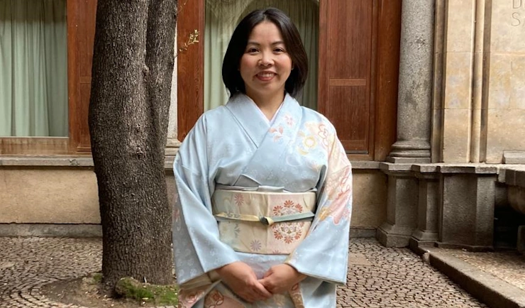 Sachi llevando su nuevo kimono